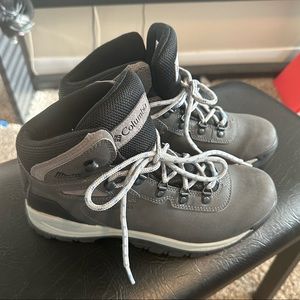 Women’s Columbia Hiking High Top Boots